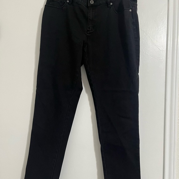 Liz Claiborne Faded black boyfriend skinny jeans good used condition - Picture 2 of 7